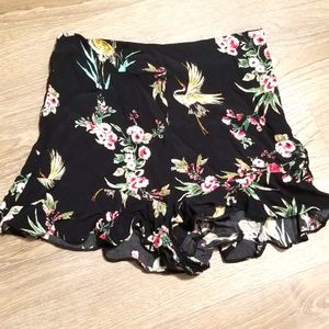 Zara basic floral shorts size XS 100% viscosa